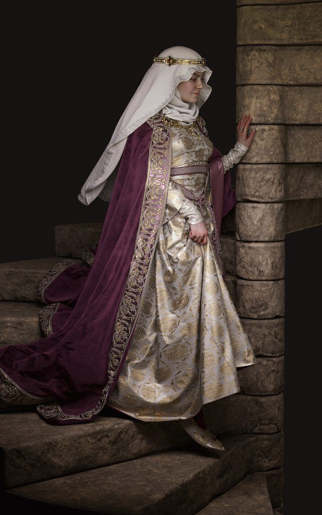 Fancy Marvelous Designer gown for a queen